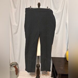 EUC Talbots Sz 12p Chatham Ankle Pant. 
Black White Polka Dots. Thick. Zip side